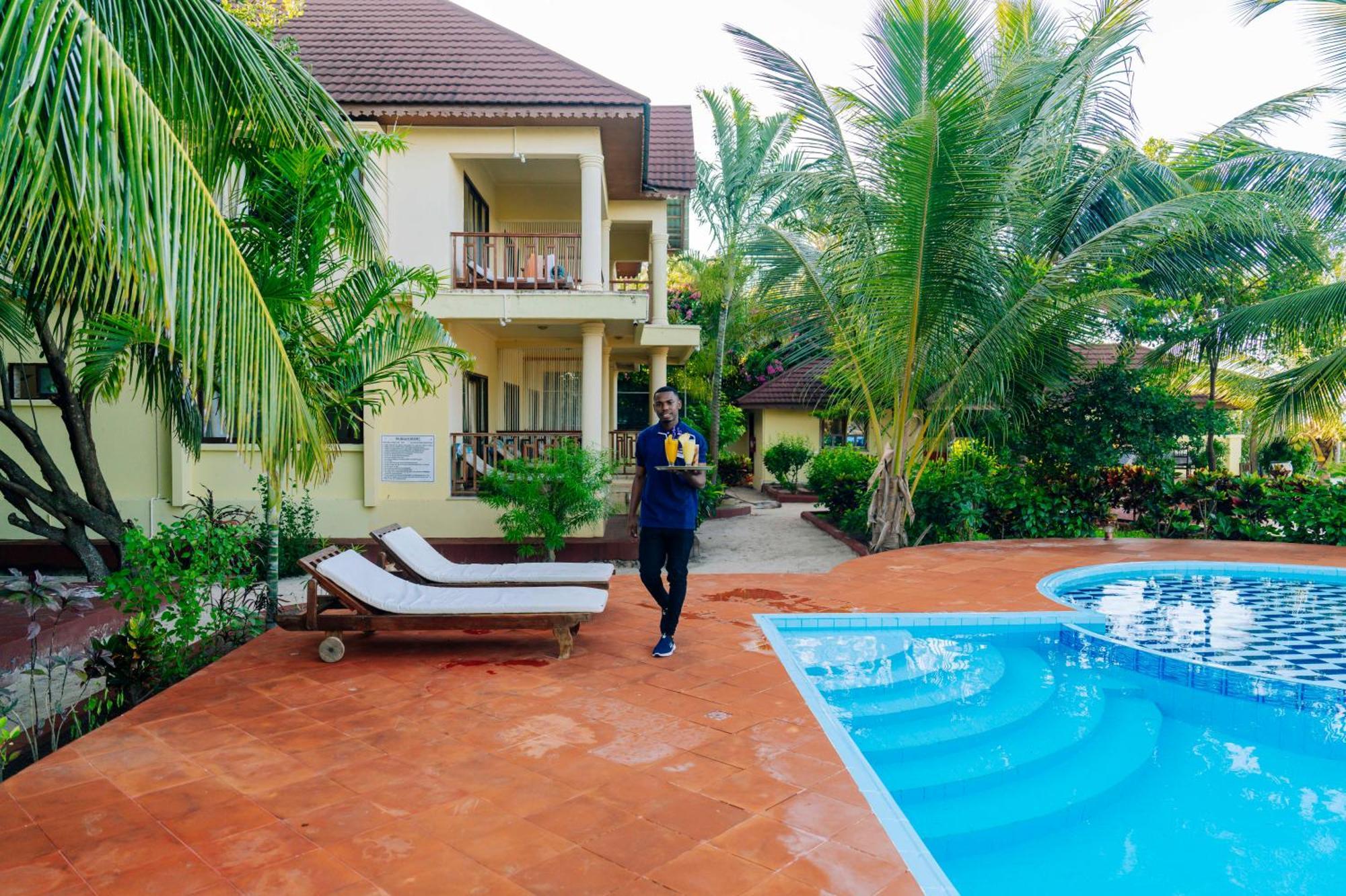Ifa Beach Resort ジャンビアニ エクステリア 写真